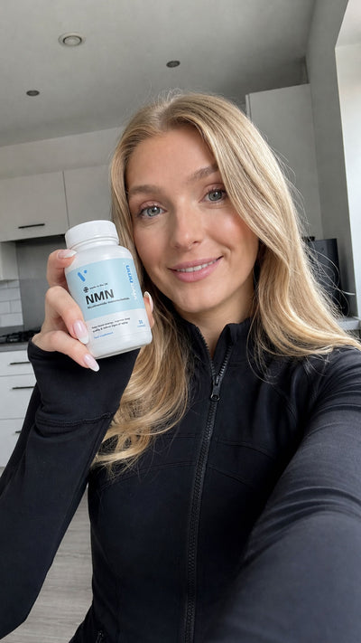 Vivanmn customer with NMN bottle