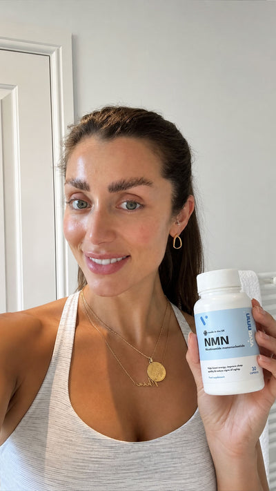 Vivanmn customer with NMN bottle